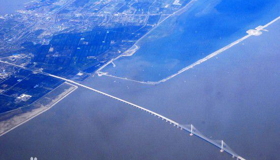 長江<a href=http://m.mtcshop.cn target=_blank class=infotextkey>大橋</a>2.png