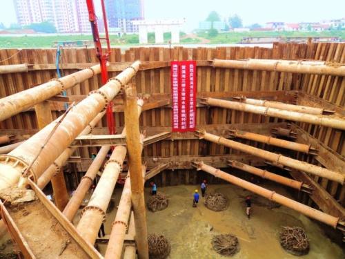 <strong>鋼板樁圍堰工程施工質(zhì)量保證措施</strong>