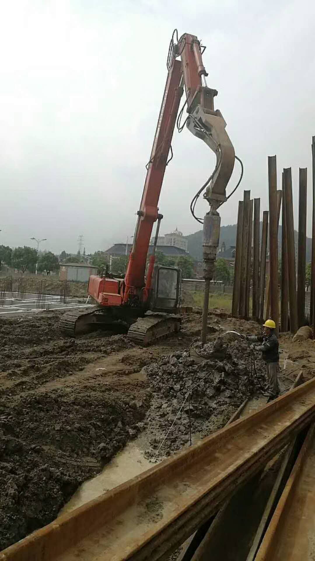 鋼板樁圍堰工程施工質(zhì)量保證措施