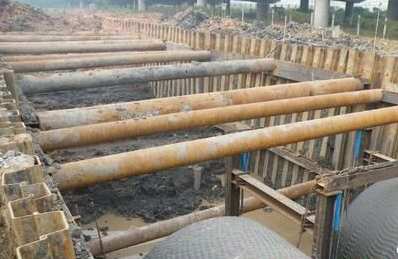 <strong> 鋼板樁運(yùn)用于地鐵上的施工流程</strong>